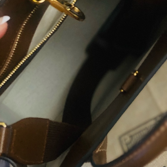 Gucci Double GG Medium Tote - Picture 3 of 10